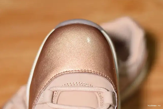 Rep MAX Rose Air Jordan GS Low Gold 11 AH7860-105 0606
